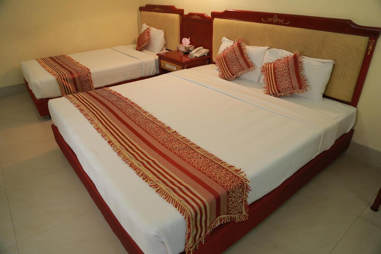 Hotel Metro International Силет Екстериор снимка