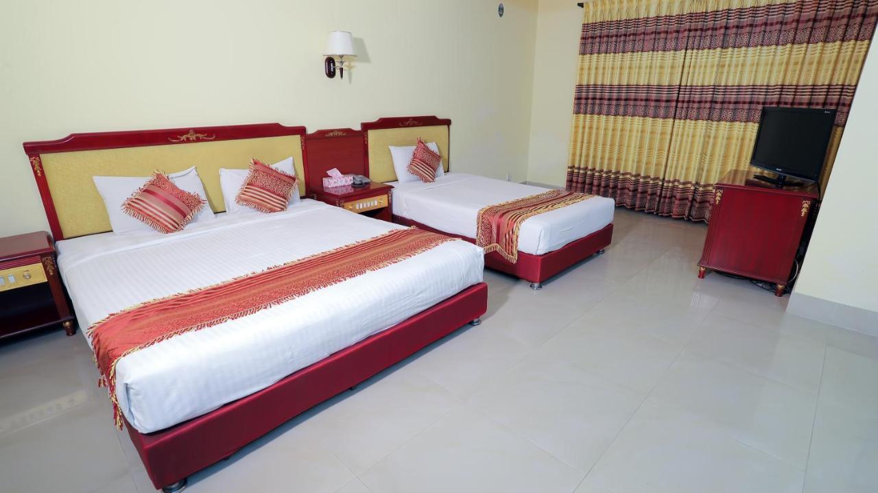 Hotel Metro International Силет Екстериор снимка