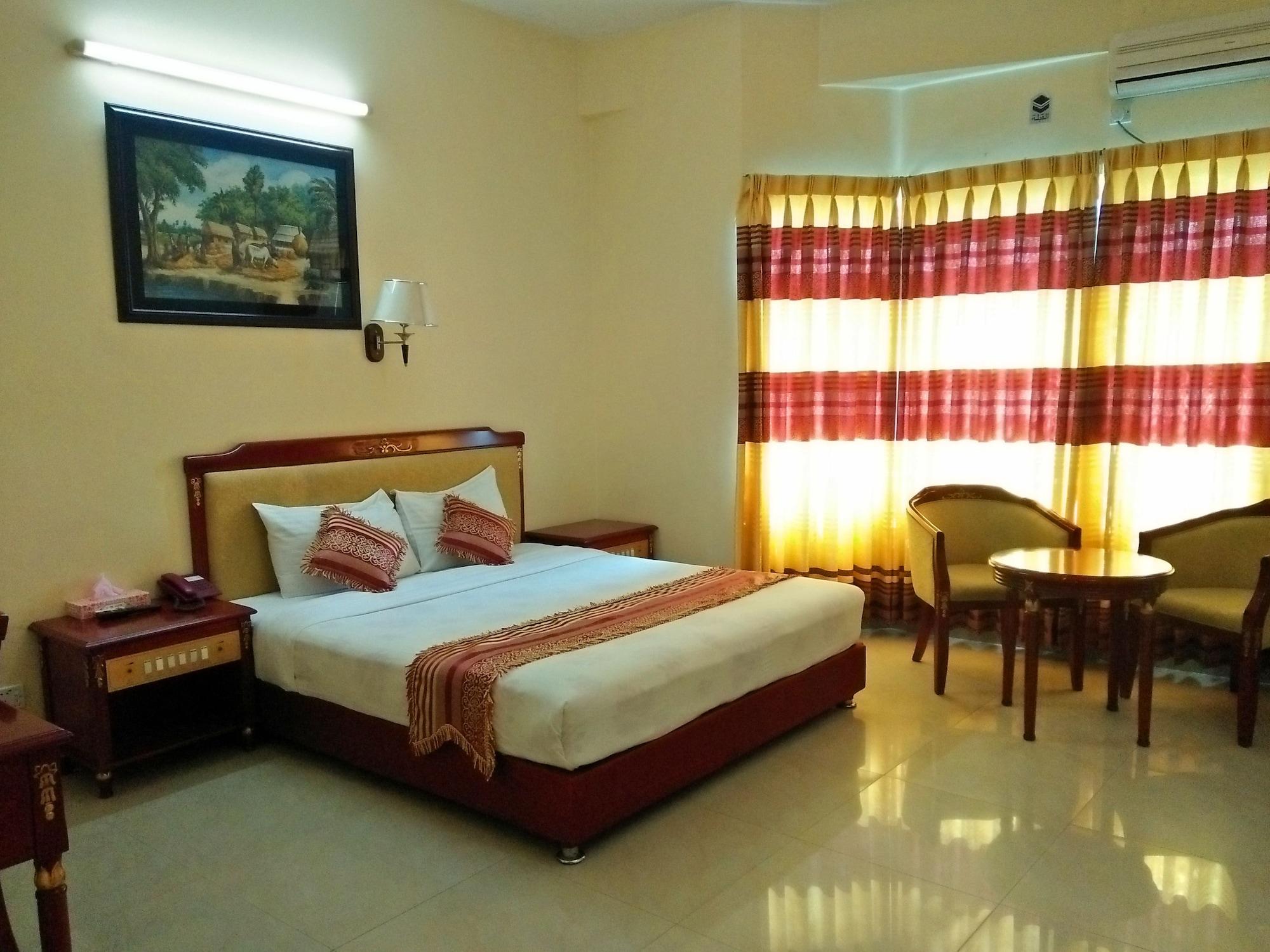 Hotel Metro International Силет Екстериор снимка
