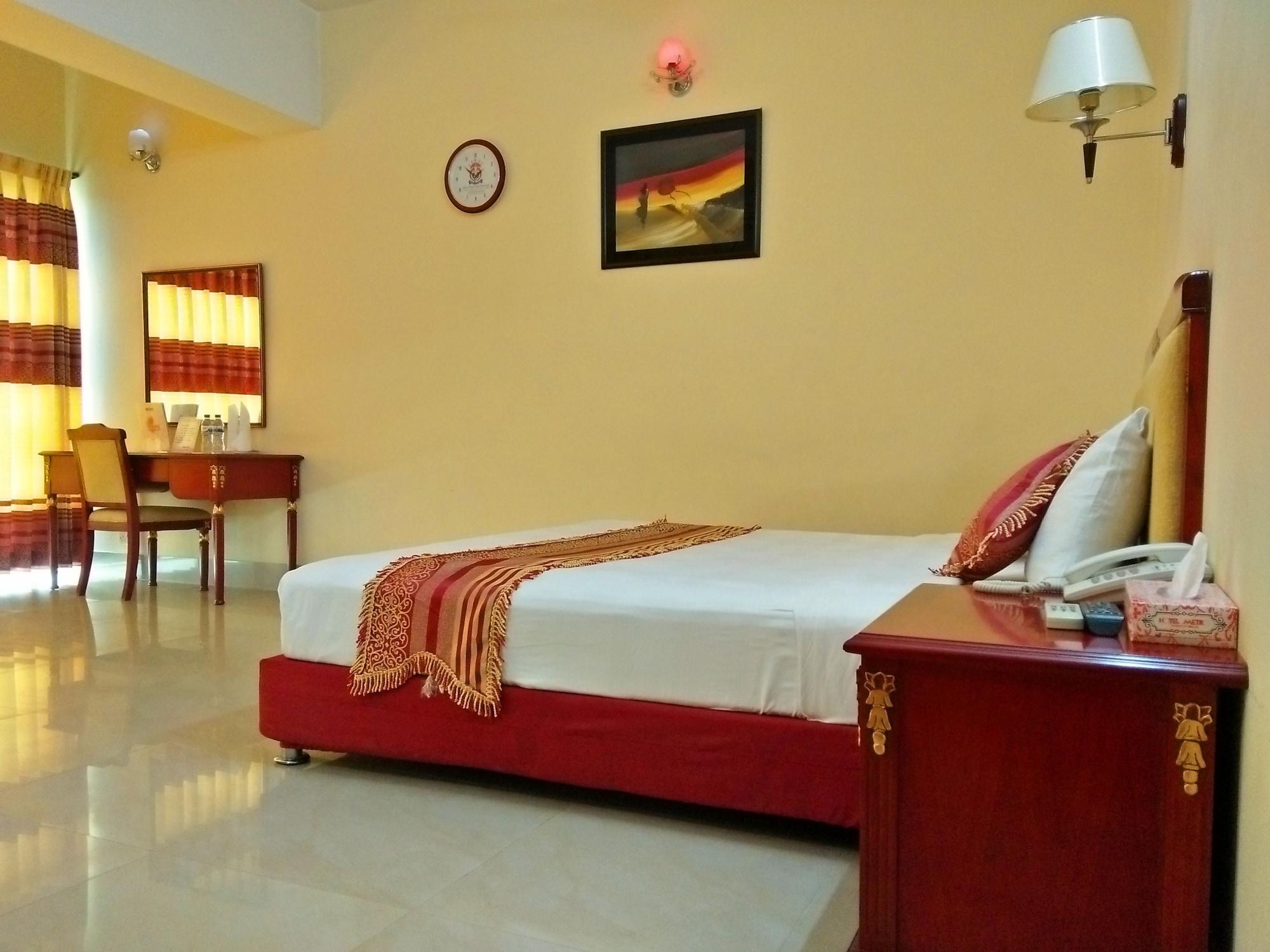 Hotel Metro International Силет Екстериор снимка